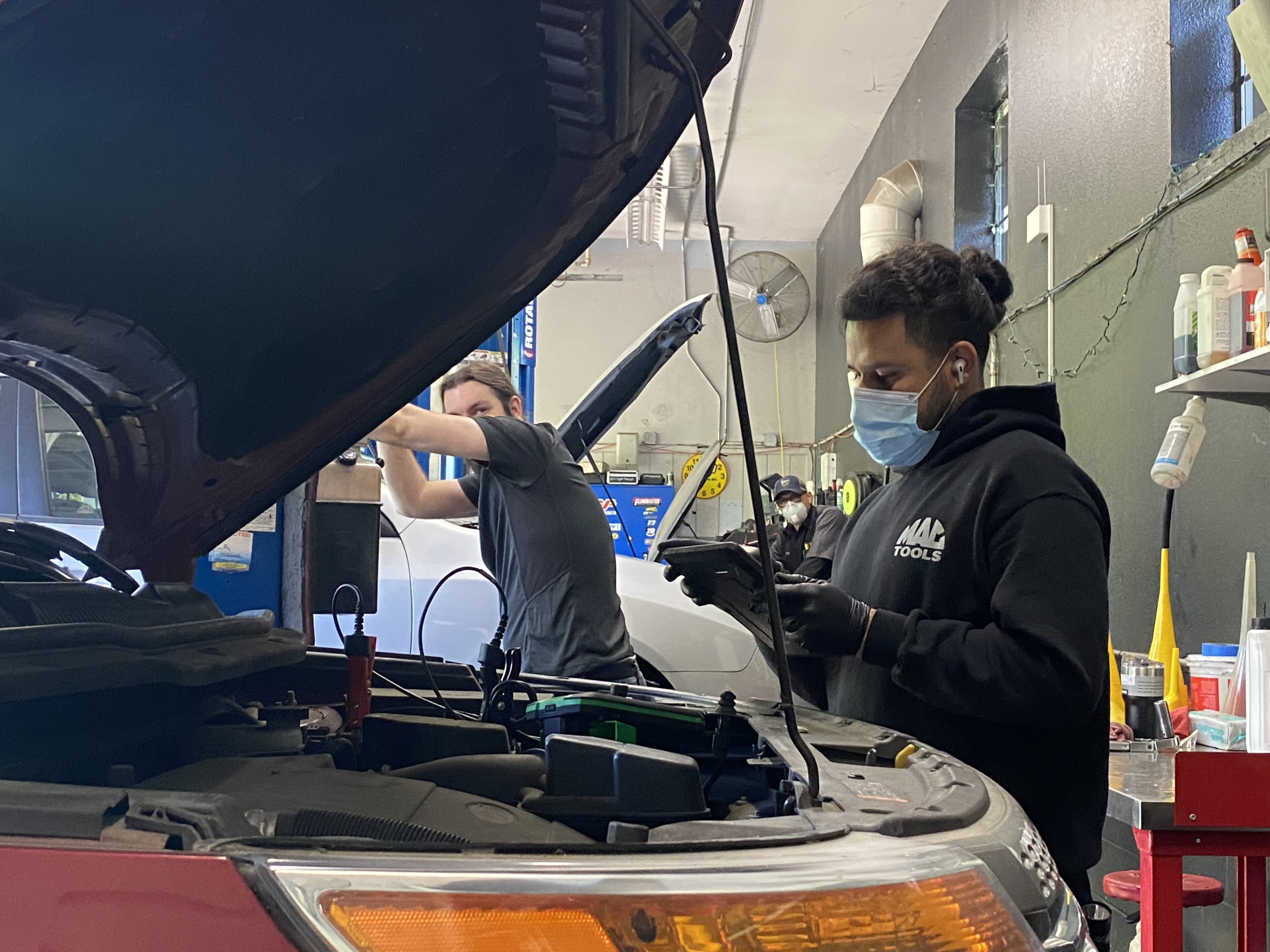 auto repair danville, Auto repair shopMechanic danvilleBrake shop danvilleRepair service danvilleOil change service danvilleAuto tune up service danville