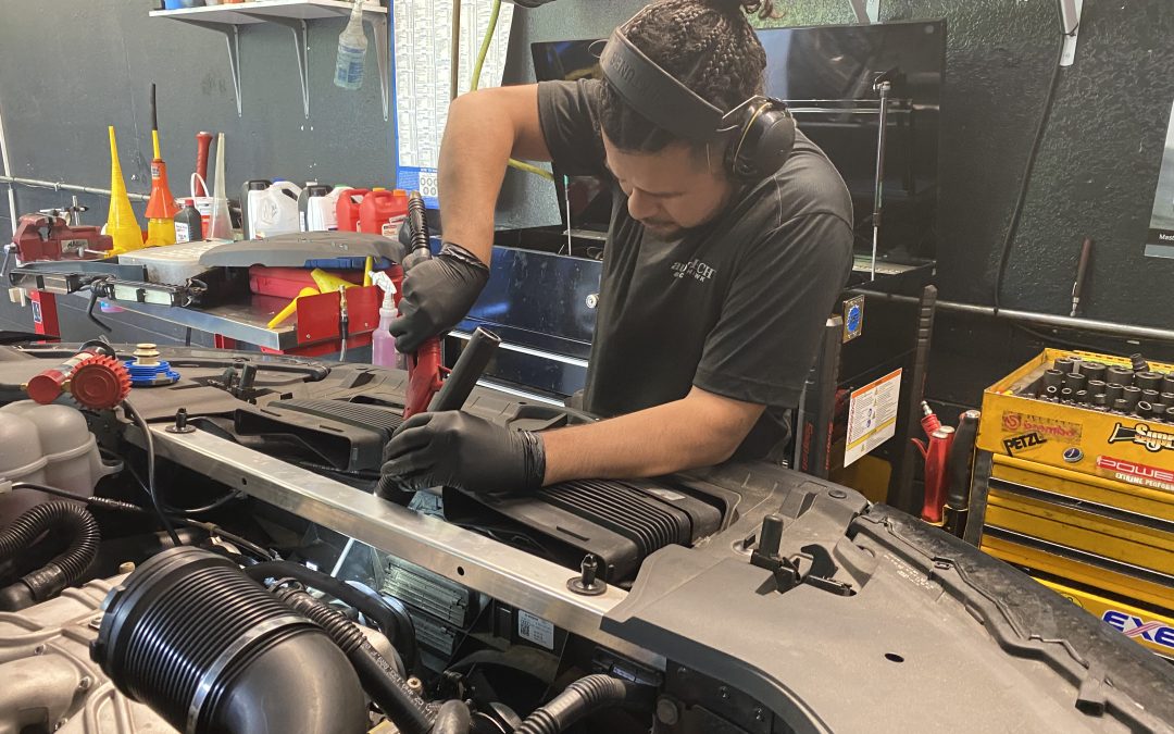 auto repair danville, Auto repair shopMechanic danvilleBrake shop danvilleRepair service danvilleOil change service danvilleAuto tune up service danville