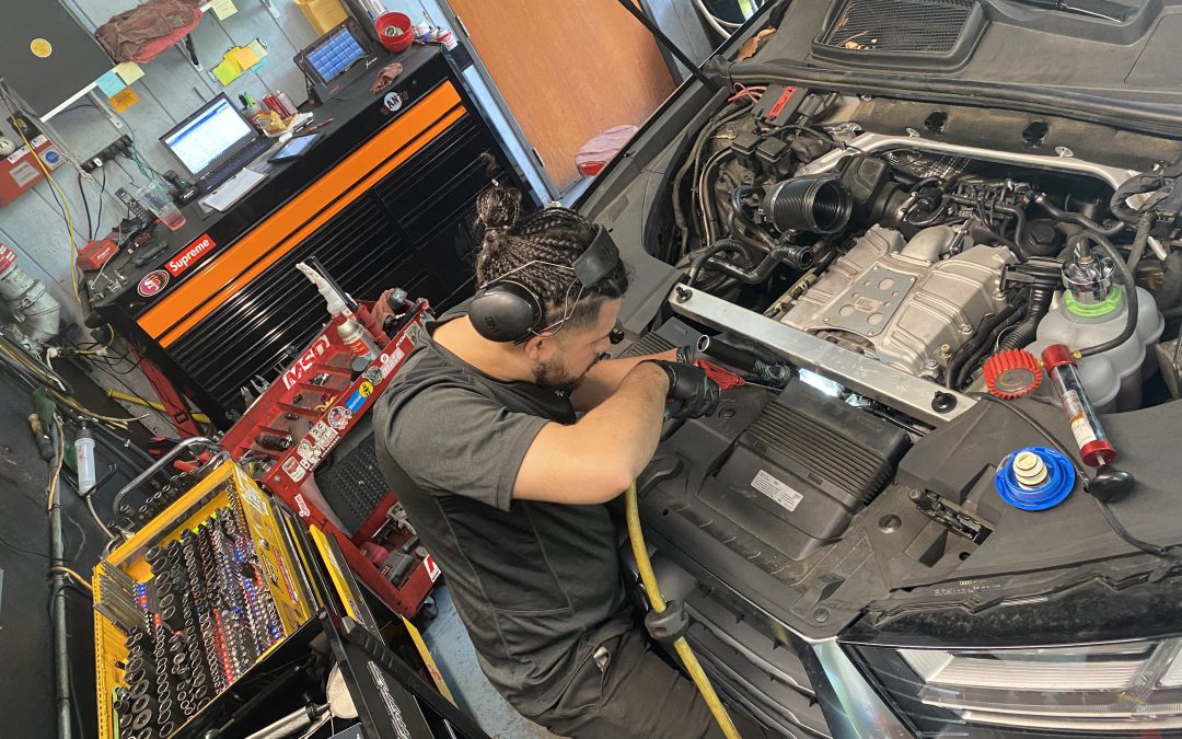 7 Common Car Electrical Issues Diagnosed by Professionals