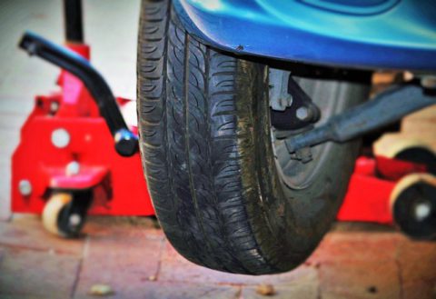 The Do's And Don'ts Of Seasonal Tire Changes: Expert Advice