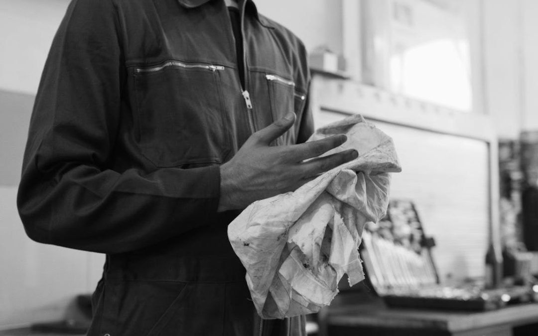 What’s The Real Difference Between DIY Fuel Additives And Professional Fuel System Cleaning?